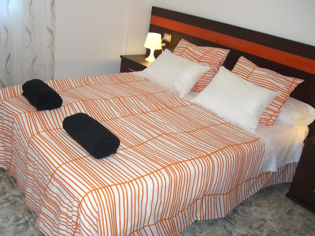 Pension Aqua Rooms Portomarin Esterno foto